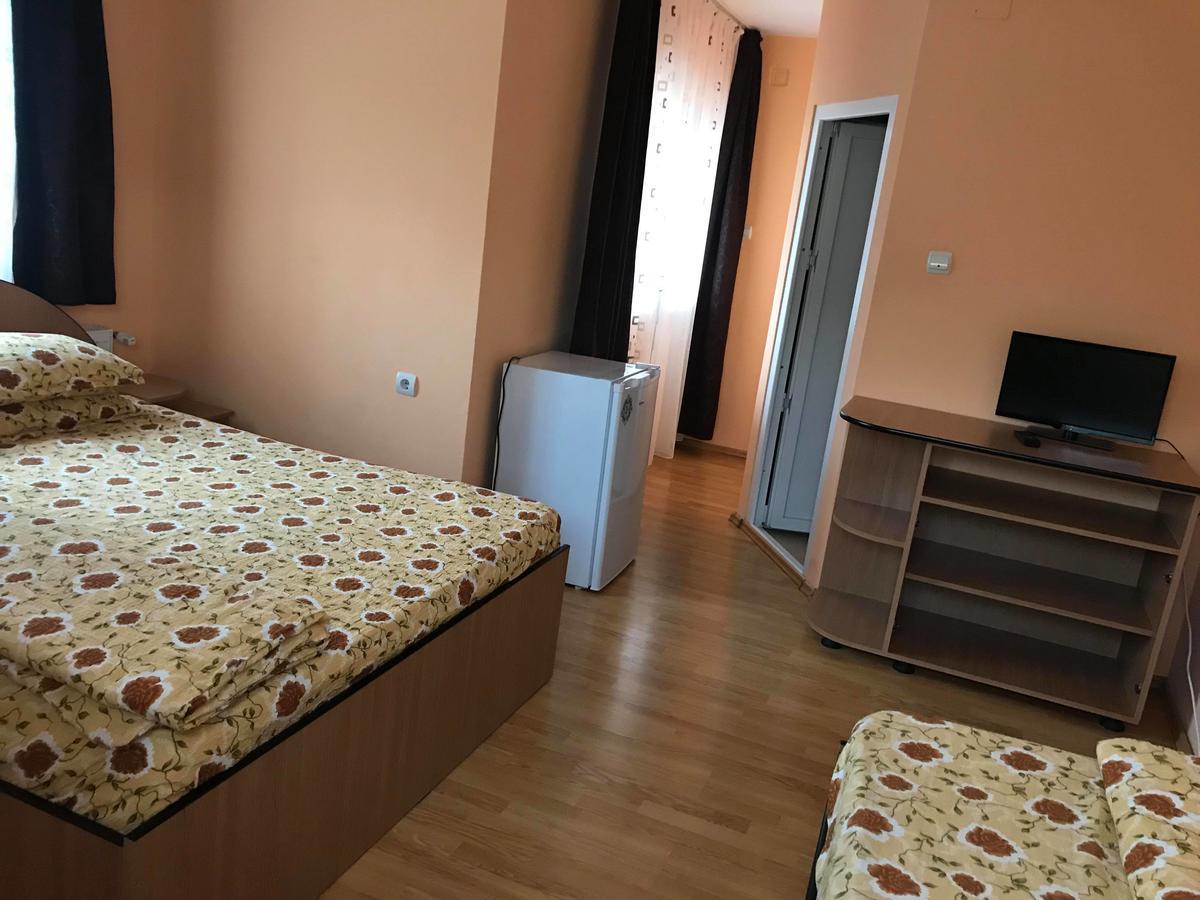 Pensiunea Colt De Rai Săcel Buitenkant foto