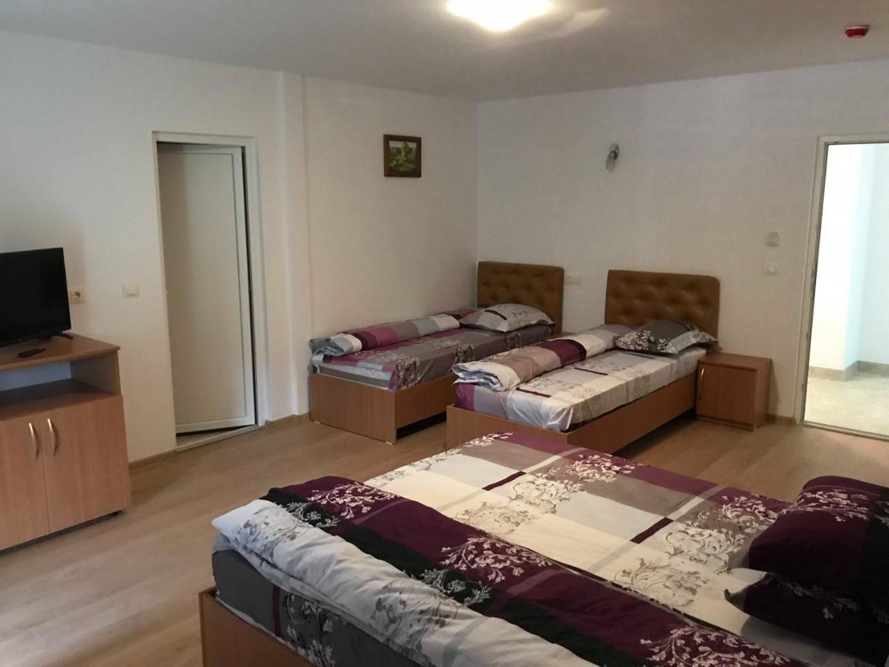 Pensiunea Colt De Rai Săcel Buitenkant foto