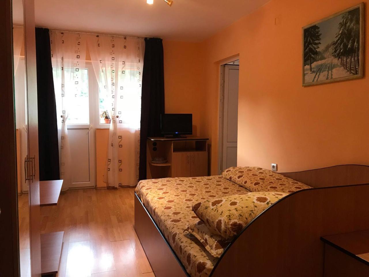Pensiunea Colt De Rai Săcel Buitenkant foto